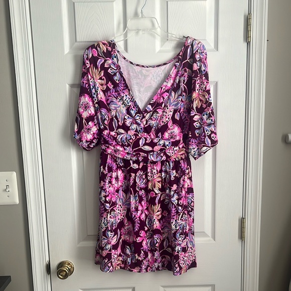 VGUC Lilly Pulitzer Size M Romper Cherry Tropical with a twist. - Picture 4 of 4